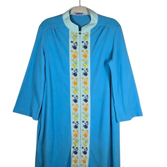 VTG 60 70s Blue Floral Embroidery Zip Robe Lounge Dress Housecoat Evelyn Pearson - Picture 2 of 13